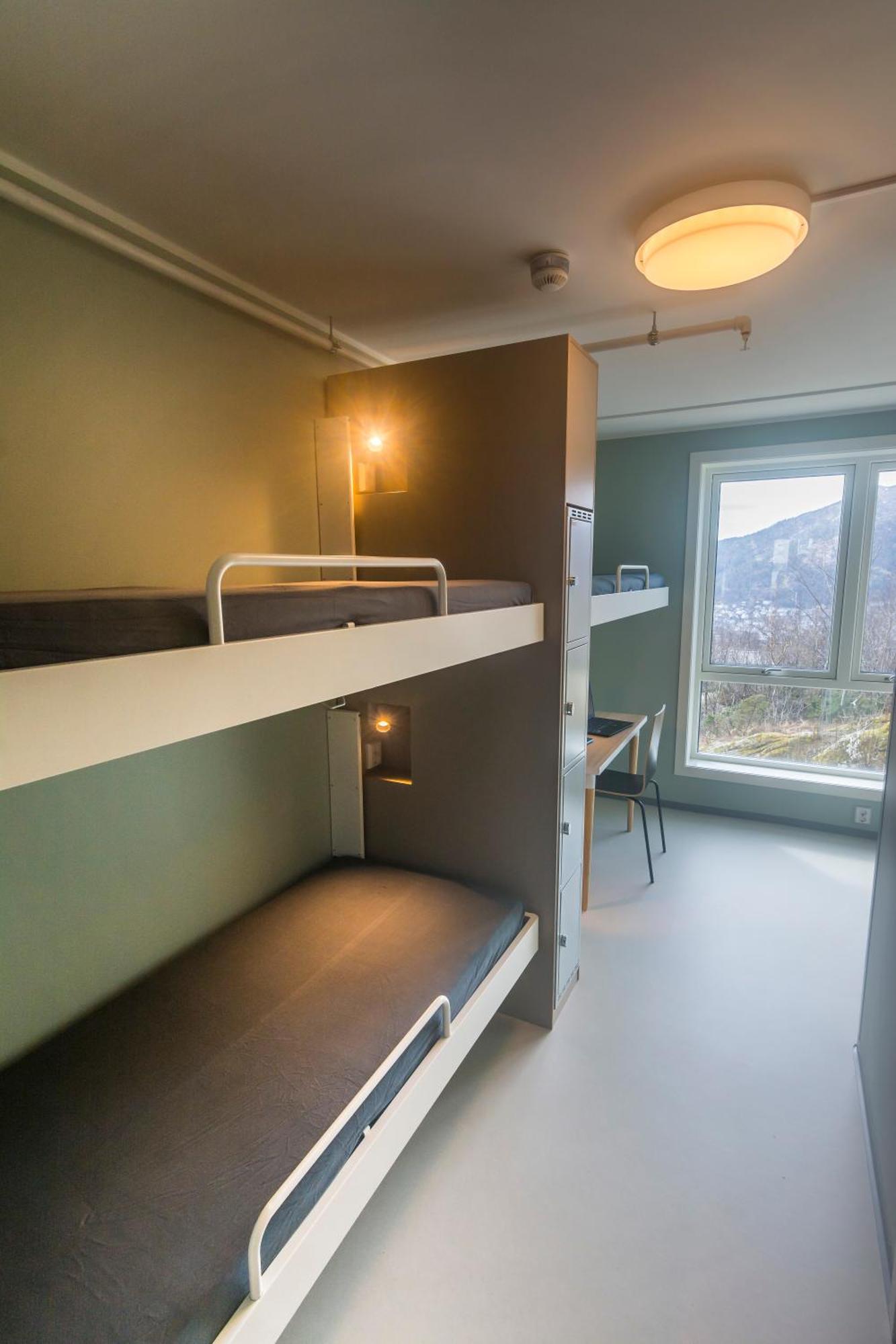 Vandrarhem Montana *